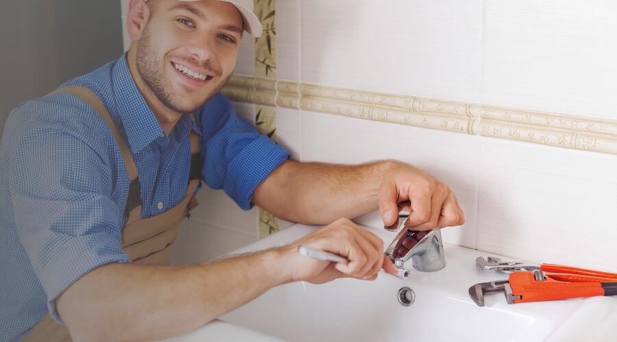 Handle or spout repair in Edison, CA